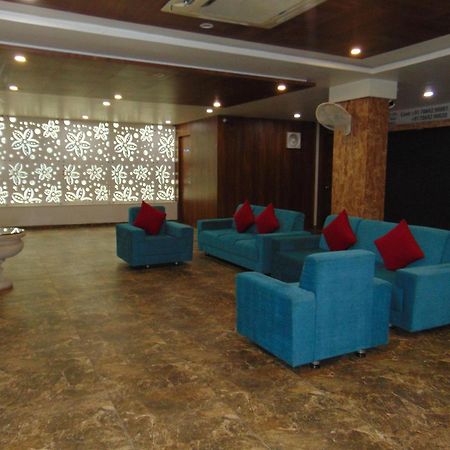 The Grand Vardhman Hotel Morbi Dış mekan fotoğraf