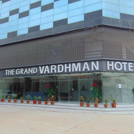 The Grand Vardhman Hotel Morbi Dış mekan fotoğraf